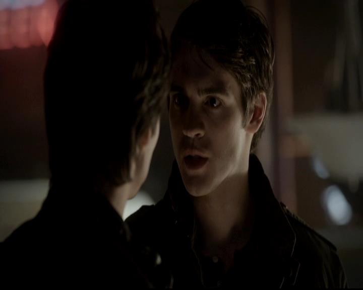 VampireDiariesWorld-dot-org_4x11CatchMeIfYouCan0036.jpg