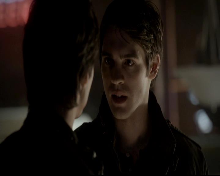 VampireDiariesWorld-dot-org_4x11CatchMeIfYouCan0037.jpg