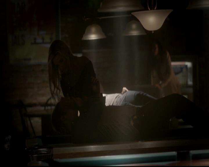 VampireDiariesWorld-dot-org_4x11CatchMeIfYouCan0062.jpg