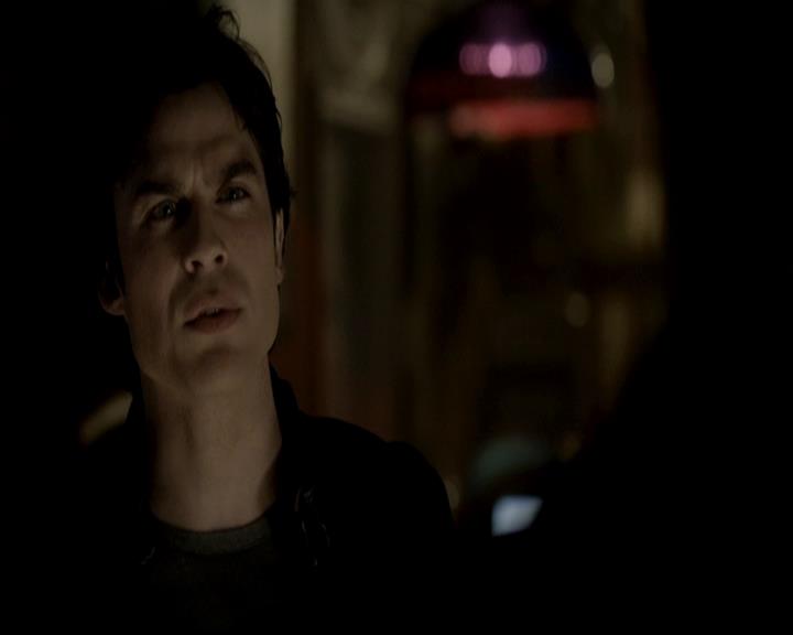 VampireDiariesWorld-dot-org_4x11CatchMeIfYouCan0074.jpg