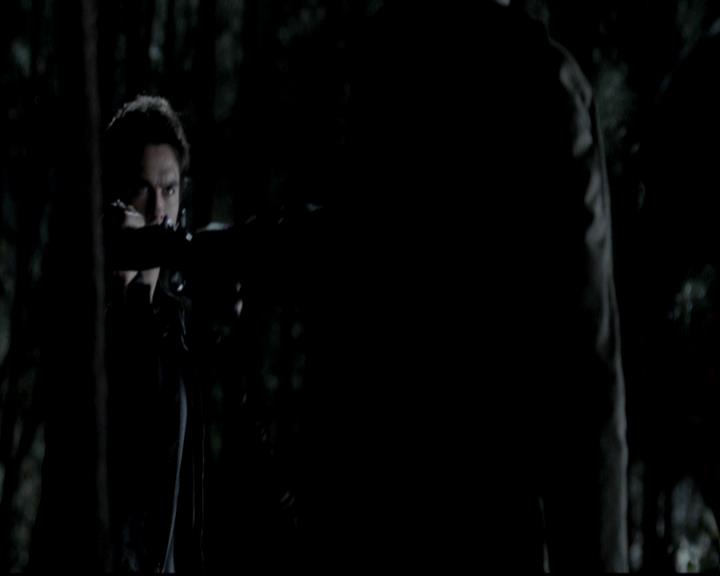 VampireDiariesWorld-dot-org_4x11CatchMeIfYouCan0108.jpg