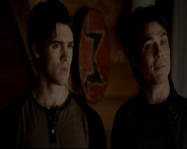 VampireDiariesWorld-dot-org_4x11CatchMeIfYouCan0257.jpg