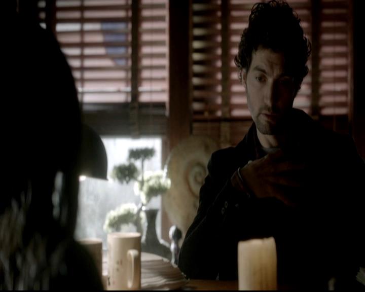 VampireDiariesWorld-dot-org_4x11CatchMeIfYouCan0351.jpg