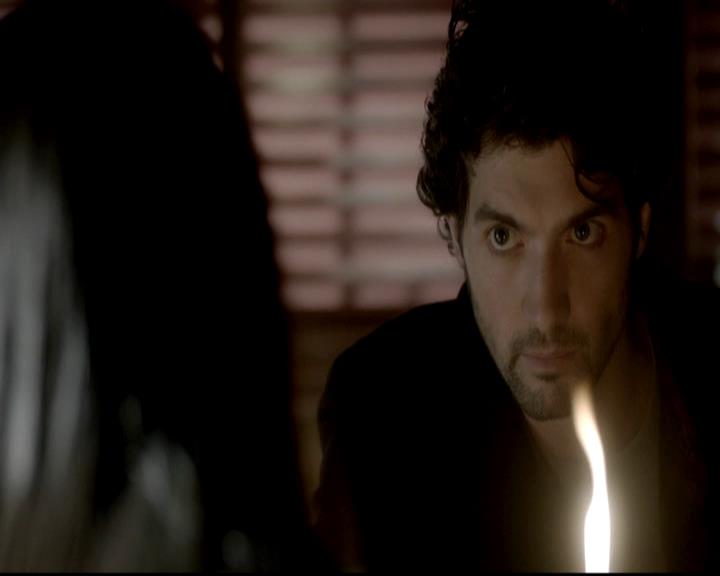 VampireDiariesWorld-dot-org_4x11CatchMeIfYouCan0381.jpg