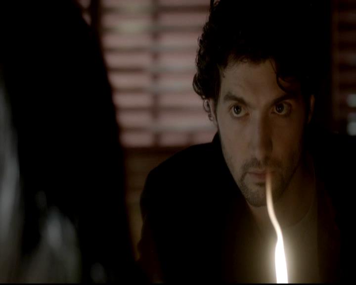 VampireDiariesWorld-dot-org_4x11CatchMeIfYouCan0385.jpg