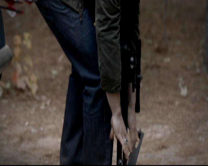 VampireDiariesWorld-dot-org_4x11CatchMeIfYouCan0430.jpg