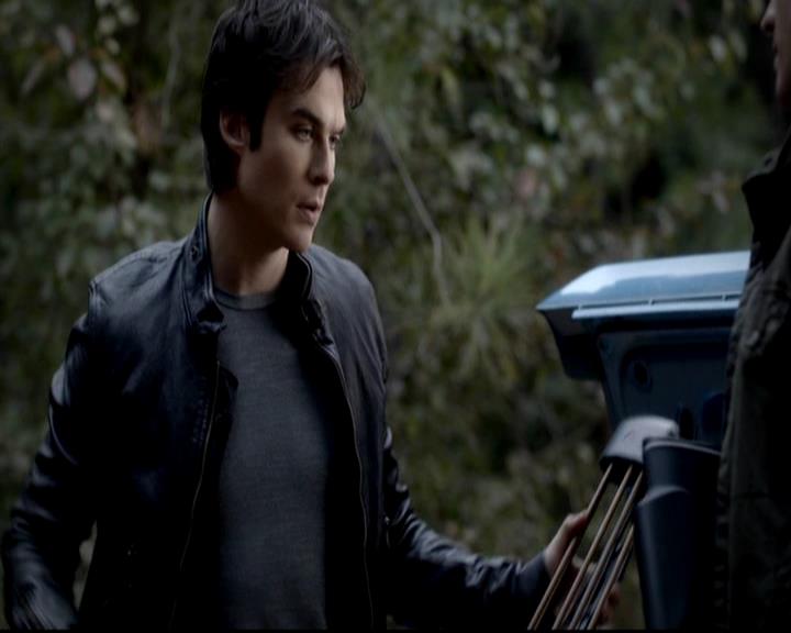 VampireDiariesWorld-dot-org_4x11CatchMeIfYouCan0434.jpg