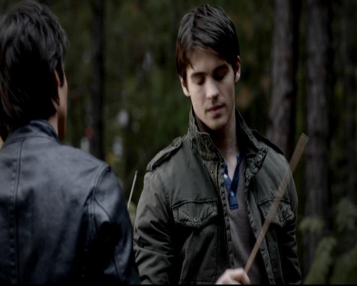 VampireDiariesWorld-dot-org_4x11CatchMeIfYouCan0437.jpg