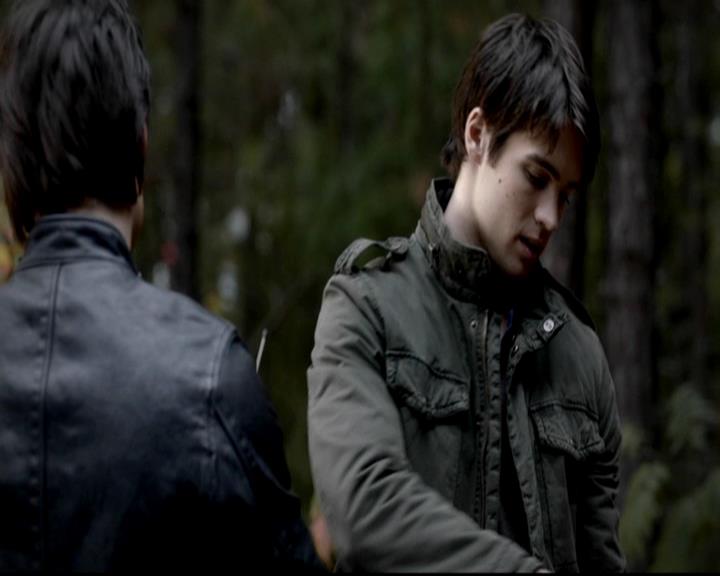 VampireDiariesWorld-dot-org_4x11CatchMeIfYouCan0439.jpg