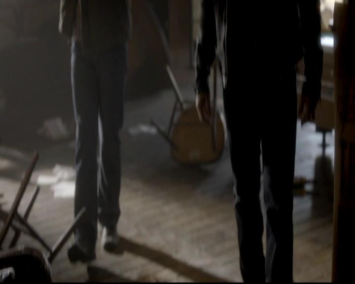 VampireDiariesWorld-dot-org_4x11CatchMeIfYouCan0470.jpg