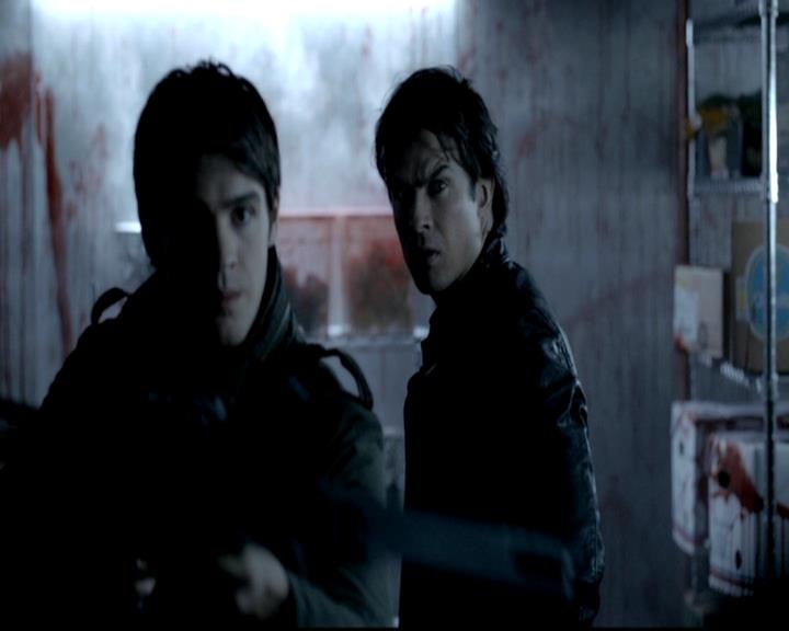 VampireDiariesWorld-dot-org_4x11CatchMeIfYouCan0503.jpg