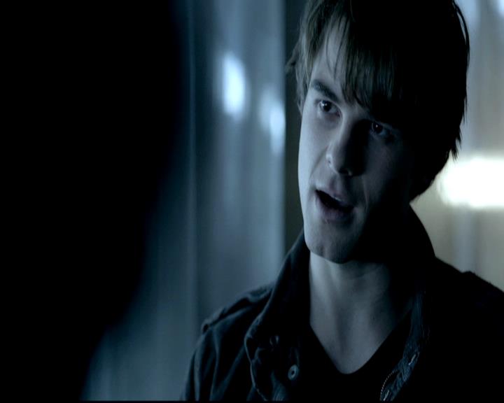 VampireDiariesWorld-dot-org_4x11CatchMeIfYouCan0559.jpg