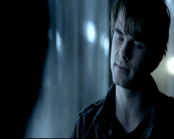 VampireDiariesWorld-dot-org_4x11CatchMeIfYouCan0574.jpg