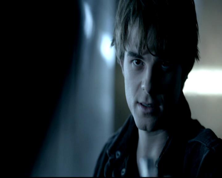 VampireDiariesWorld-dot-org_4x11CatchMeIfYouCan0586.jpg