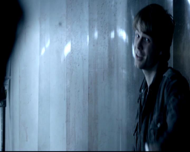 VampireDiariesWorld-dot-org_4x11CatchMeIfYouCan0592.jpg