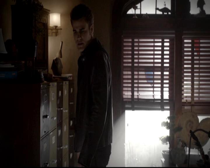 VampireDiariesWorld-dot-org_4x11CatchMeIfYouCan0623.jpg