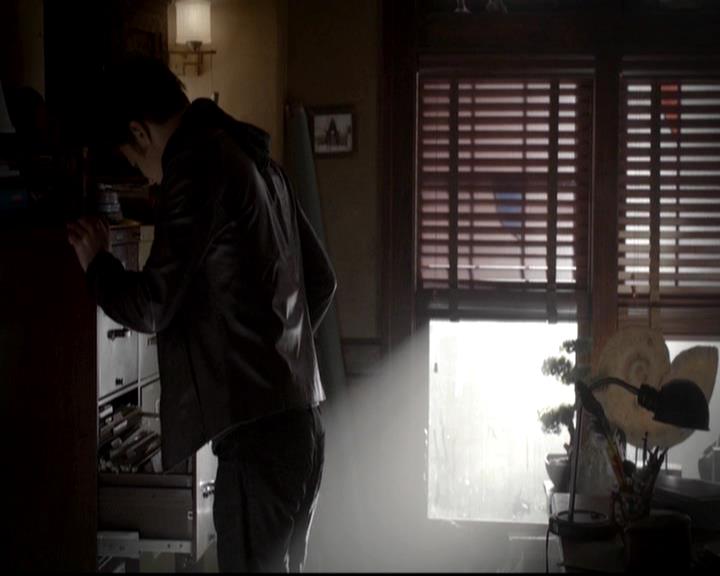 VampireDiariesWorld-dot-org_4x11CatchMeIfYouCan0630.jpg