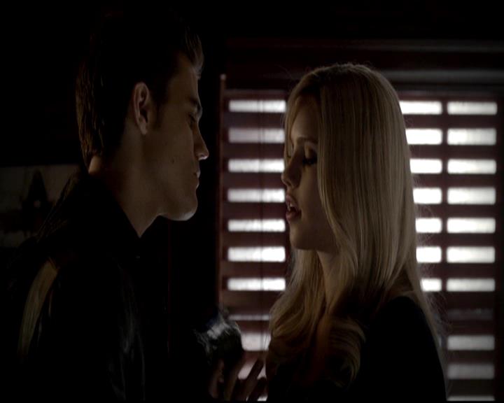 VampireDiariesWorld-dot-org_4x11CatchMeIfYouCan0684.jpg