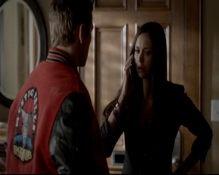 VampireDiariesWorld-dot-org_4x11CatchMeIfYouCan0811.jpg