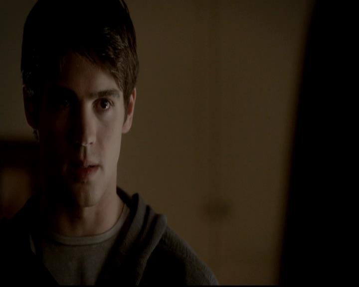 VampireDiariesWorld-dot-org_4x11CatchMeIfYouCan1030.jpg