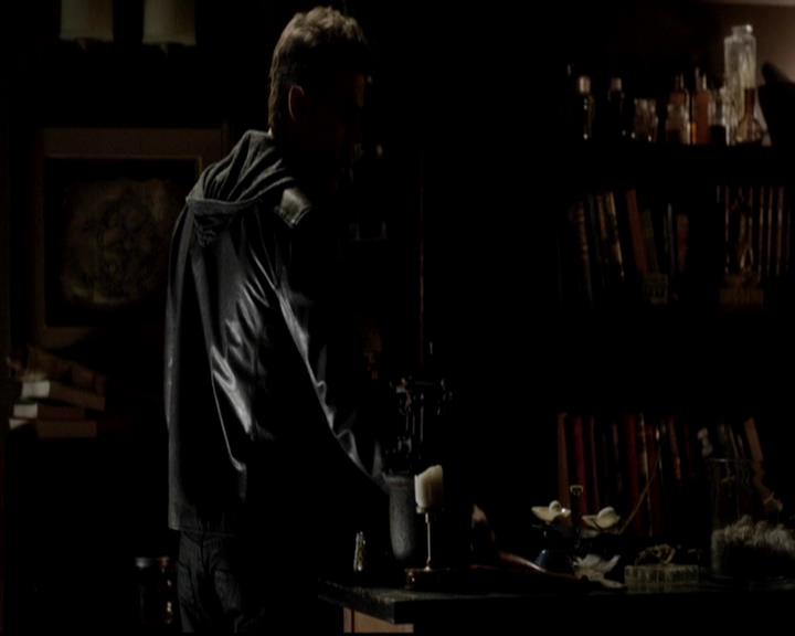 VampireDiariesWorld-dot-org_4x11CatchMeIfYouCan1038.jpg