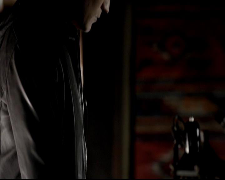 VampireDiariesWorld-dot-org_4x11CatchMeIfYouCan1045.jpg