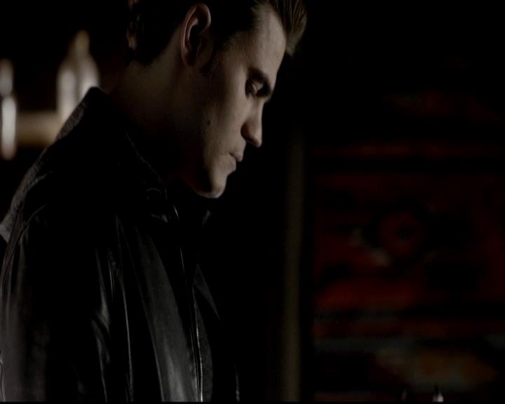 VampireDiariesWorld-dot-org_4x11CatchMeIfYouCan1046.jpg