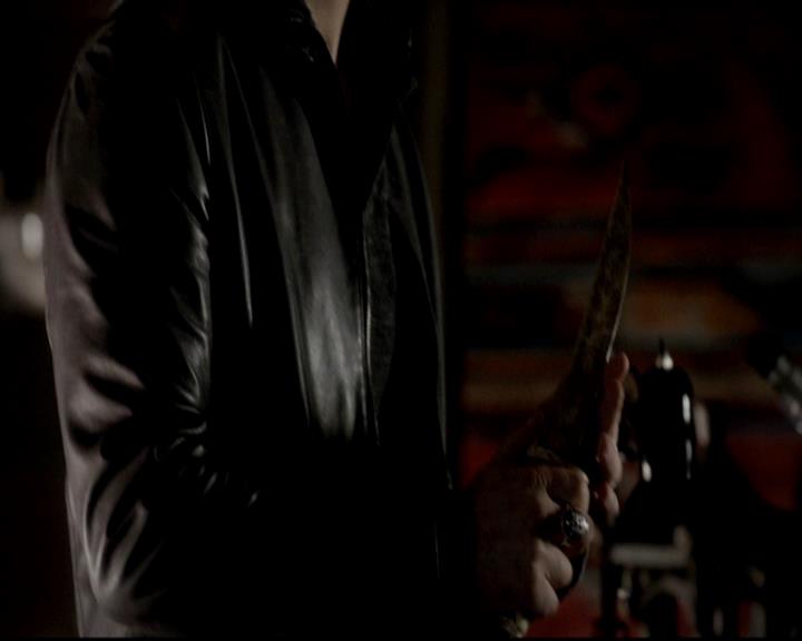 VampireDiariesWorld-dot-org_4x11CatchMeIfYouCan1051.jpg