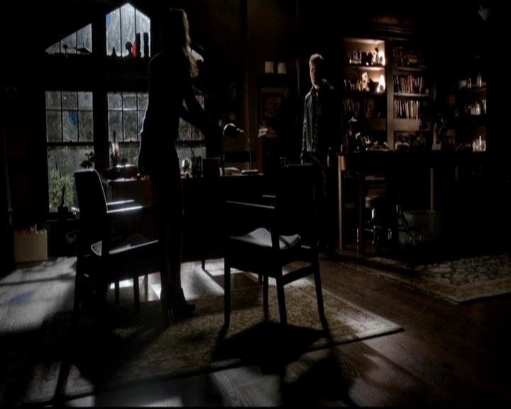 VampireDiariesWorld-dot-org_4x11CatchMeIfYouCan1069.jpg