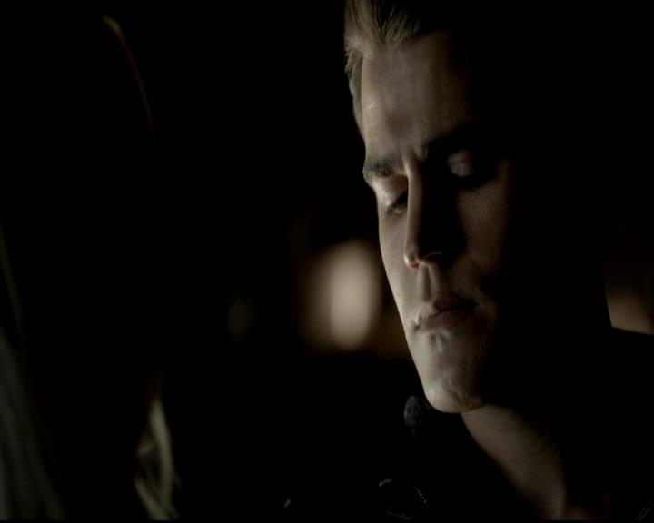 VampireDiariesWorld-dot-org_4x11CatchMeIfYouCan1091.jpg