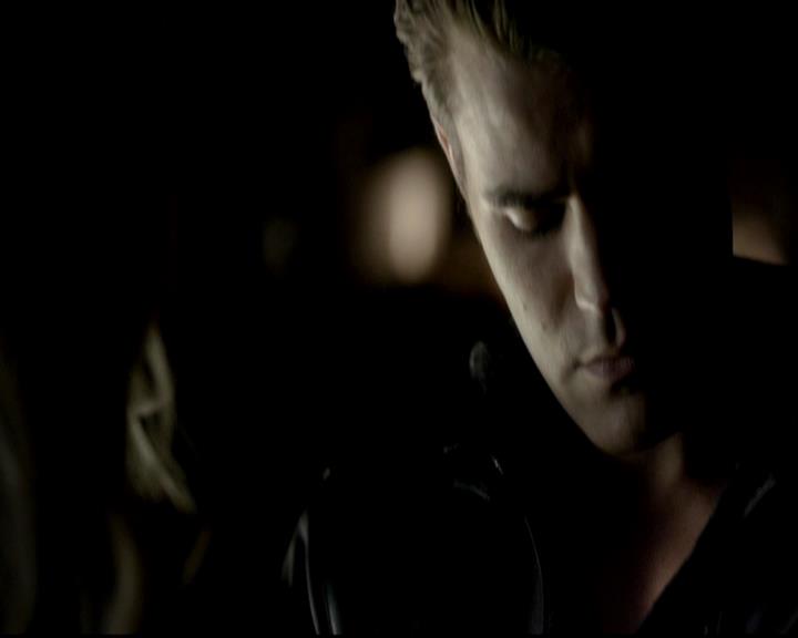 VampireDiariesWorld-dot-org_4x11CatchMeIfYouCan1092.jpg