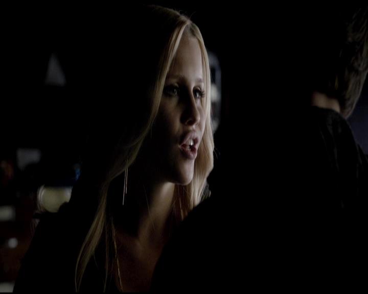 VampireDiariesWorld-dot-org_4x11CatchMeIfYouCan1100.jpg