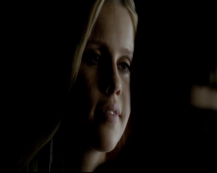 VampireDiariesWorld-dot-org_4x11CatchMeIfYouCan1113.jpg