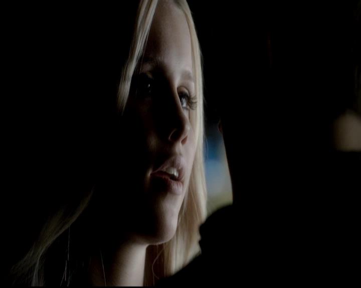 VampireDiariesWorld-dot-org_4x11CatchMeIfYouCan1126.jpg