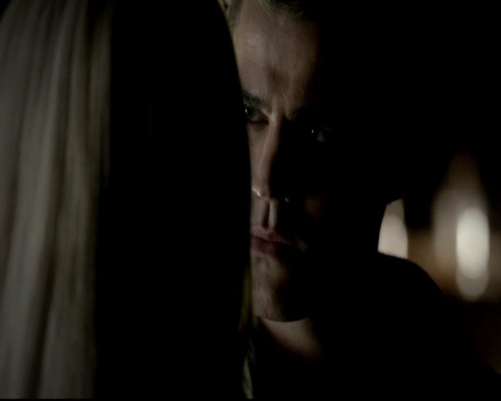 VampireDiariesWorld-dot-org_4x11CatchMeIfYouCan1129.jpg