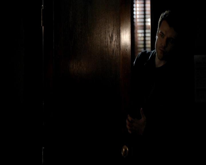 VampireDiariesWorld-dot-org_4x11CatchMeIfYouCan1138.jpg