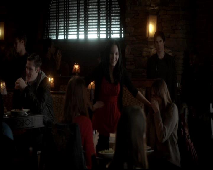 VampireDiariesWorld-dot-org_4x11CatchMeIfYouCan1288.jpg