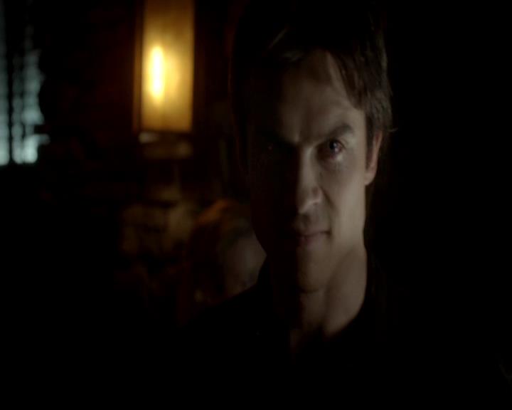 VampireDiariesWorld-dot-org_4x11CatchMeIfYouCan1296.jpg