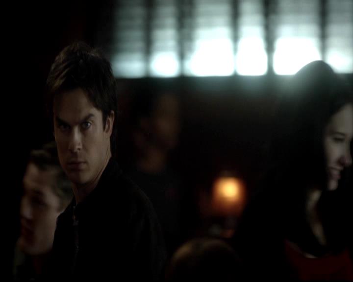 VampireDiariesWorld-dot-org_4x11CatchMeIfYouCan1299.jpg