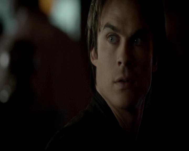 VampireDiariesWorld-dot-org_4x11CatchMeIfYouCan1306.jpg