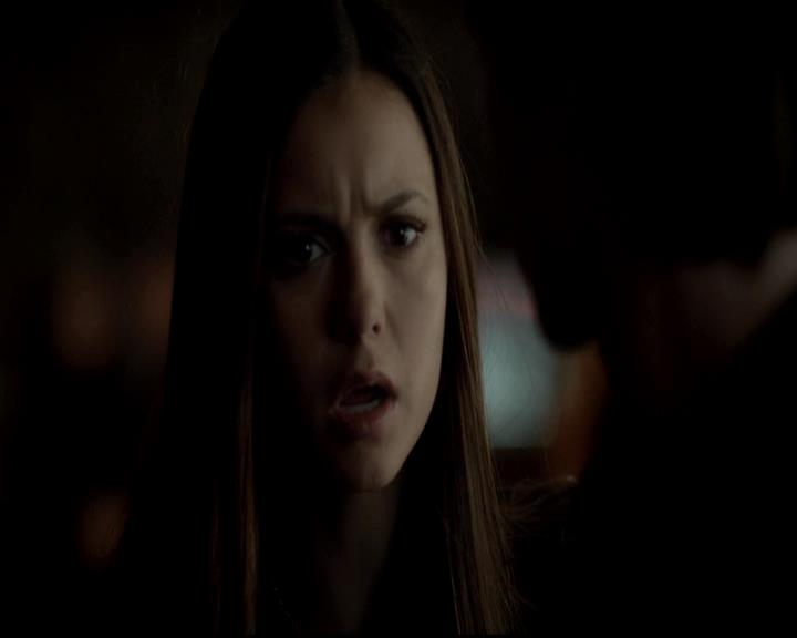 VampireDiariesWorld-dot-org_4x11CatchMeIfYouCan1309.jpg