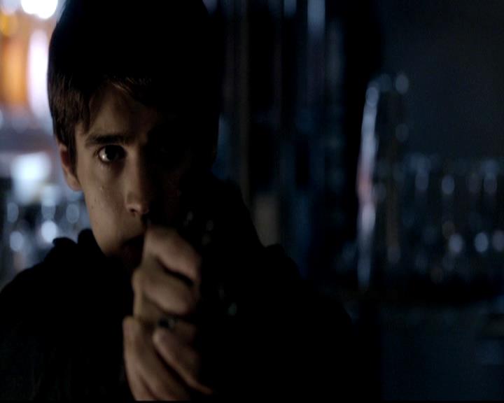 VampireDiariesWorld-dot-org_4x11CatchMeIfYouCan1318.jpg