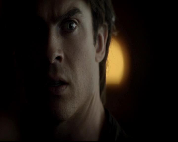 VampireDiariesWorld-dot-org_4x11CatchMeIfYouCan1324.jpg