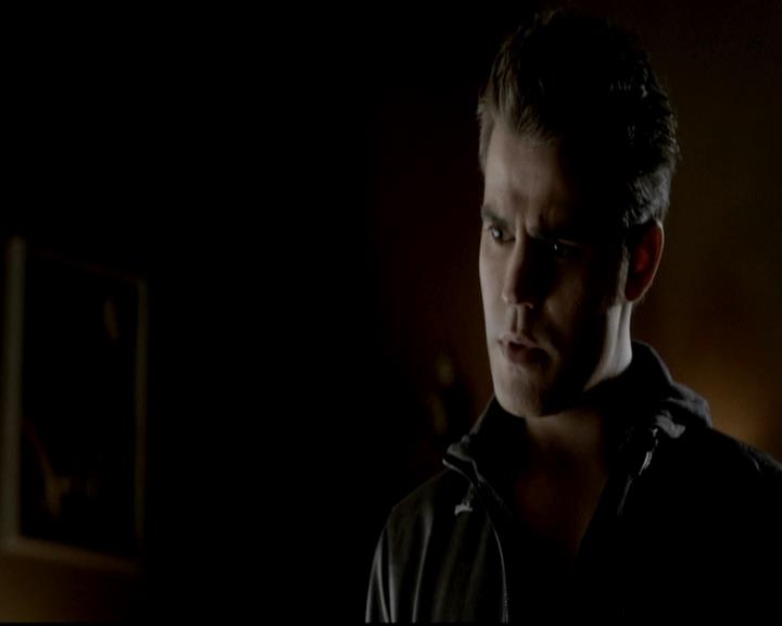 VampireDiariesWorld-dot-org_4x11CatchMeIfYouCan1407.jpg