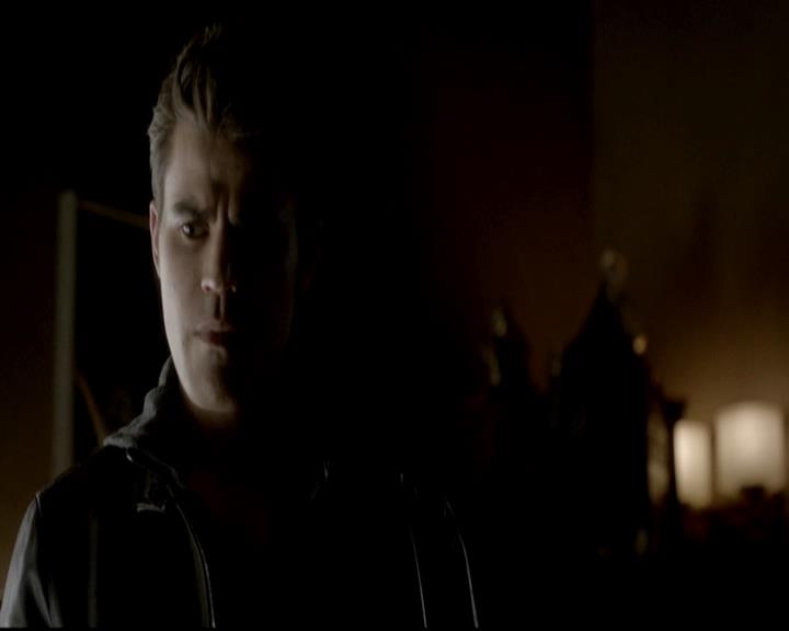 VampireDiariesWorld-dot-org_4x11CatchMeIfYouCan1421.jpg