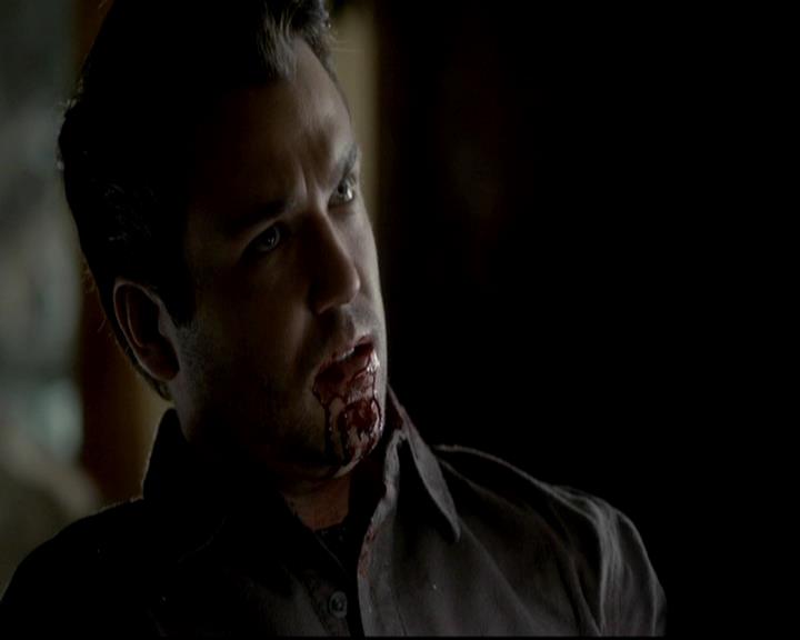 VampireDiariesWorld-dot-org_4x11CatchMeIfYouCan1422.jpg