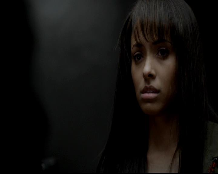 VampireDiariesWorld-dot-org_4x11CatchMeIfYouCan1517.jpg