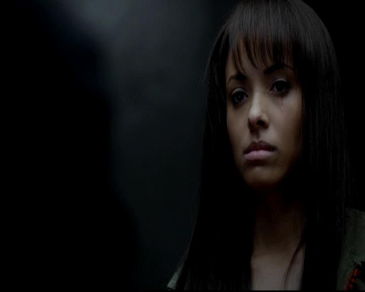 VampireDiariesWorld-dot-org_4x11CatchMeIfYouCan1522.jpg