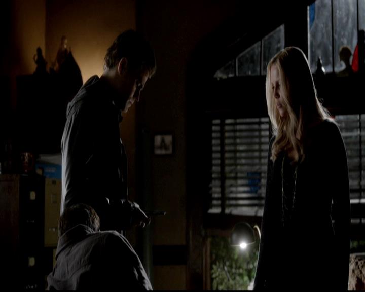 VampireDiariesWorld-dot-org_4x11CatchMeIfYouCan1554.jpg