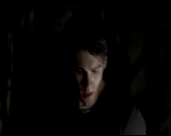 VampireDiariesWorld-dot-org_4x11CatchMeIfYouCan1599.jpg